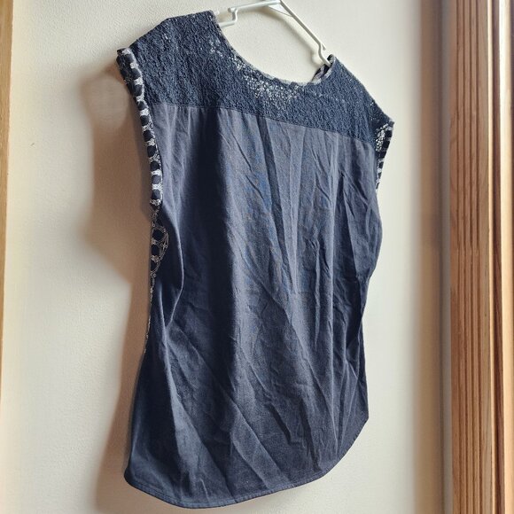 Van Heusen Black/White Print Cap Sleeve Blouse Size Large - Picture 10 of 12